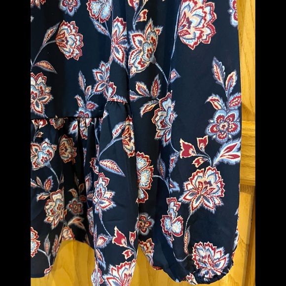 LOFT Floral Peasant Boho Peblum Blouse With Ruffled Hem Size Medium - Picture 3 of 7